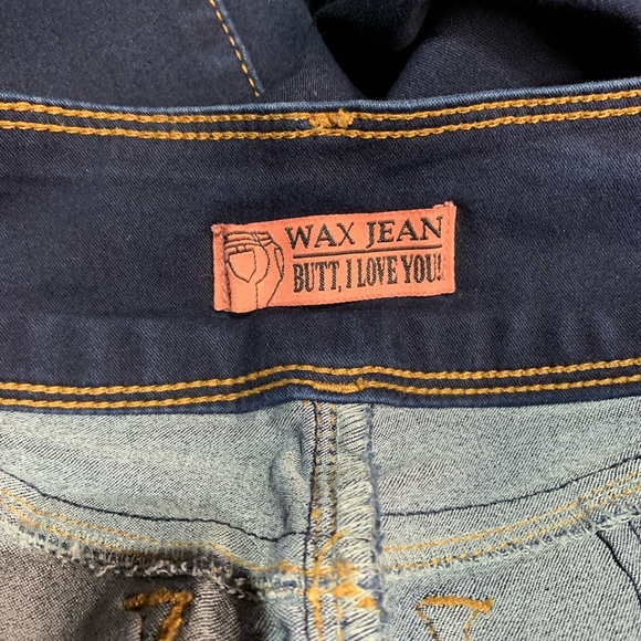 Woman's Wanna Betta Butt Jeans,Dark Blue,Skinny,Stretch Jeans - Picture 6 of 8